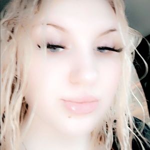 Meet your Posher, Ashlyn